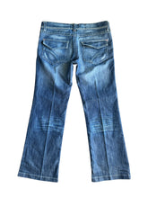 Load image into Gallery viewer, TRF 00s bootcut low waisted jeans
