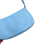 Load image into Gallery viewer, Baby blue leather shoulder bag
