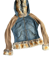 Load image into Gallery viewer, NO BOUNDARIES 00s fur jacket
