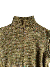 Load image into Gallery viewer, The perfect vintage winter woollen sweater
