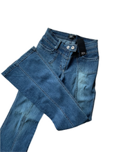 Load image into Gallery viewer, 00s flare street style jeans
