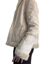Load image into Gallery viewer, Longsleeve Afghan jacket
