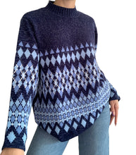 Load image into Gallery viewer, Vintage wooden sweater
