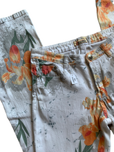 Load image into Gallery viewer, True vintage wide leg floral pants

